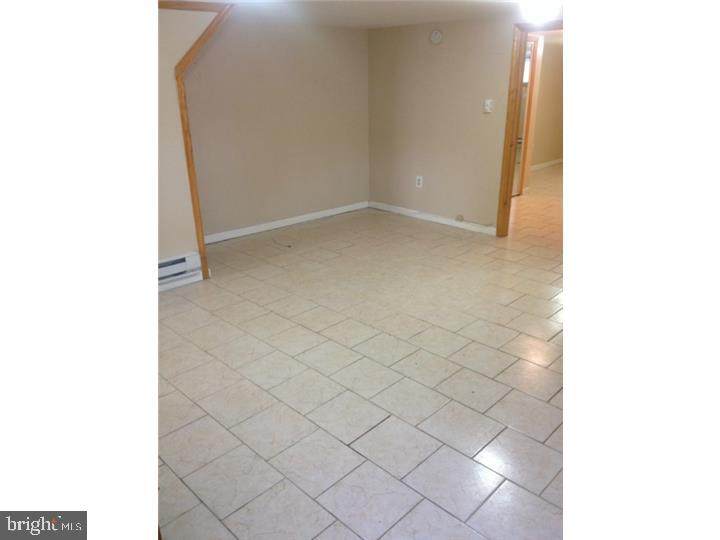7901 Woolston Avenue - Photo 1