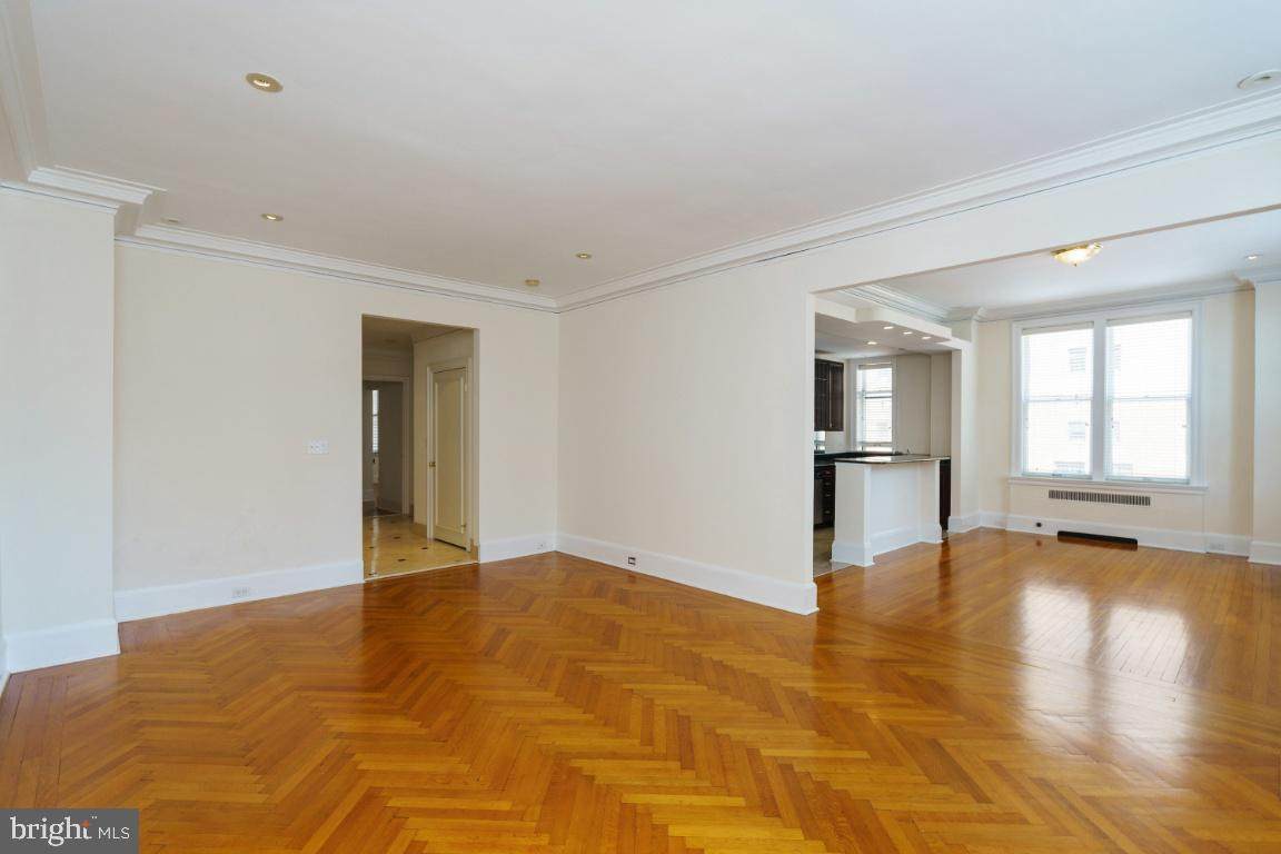 237 18TH Street - Photo 1