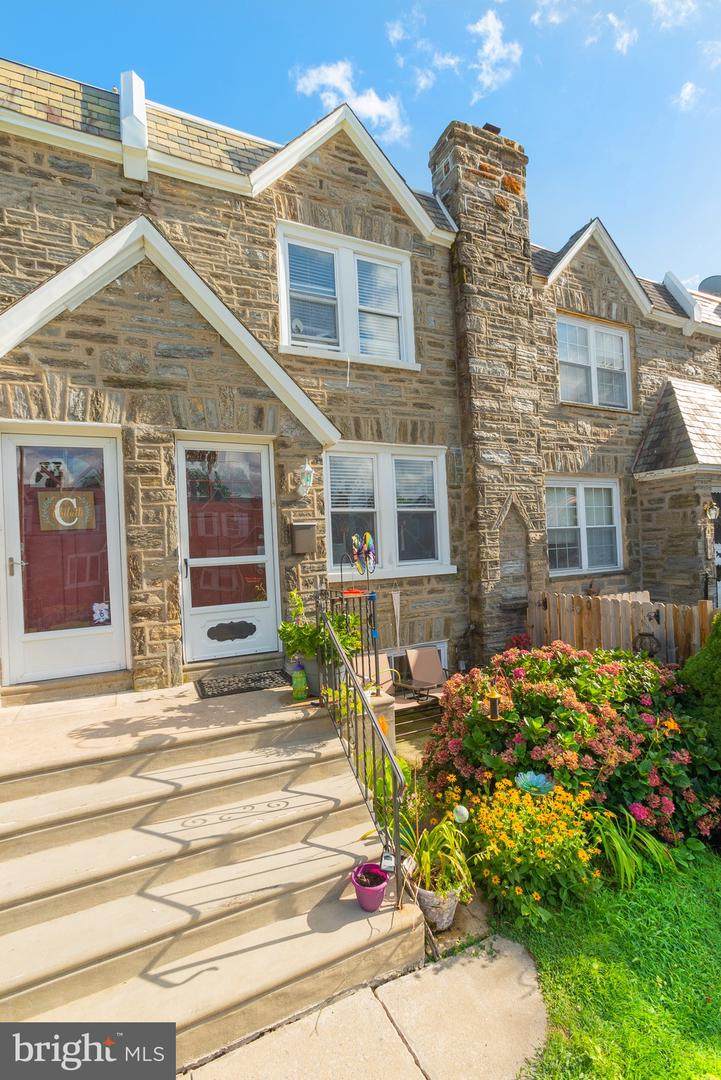 651 Maris Street - Photo 1
