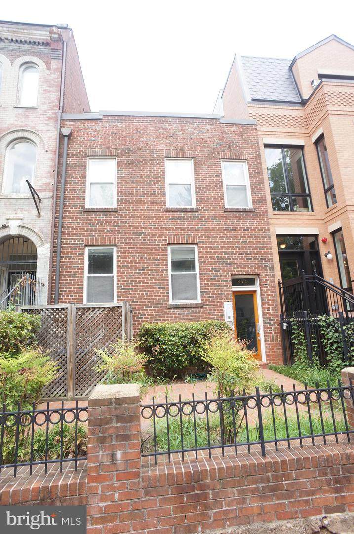 471 M Street - Photo 1
