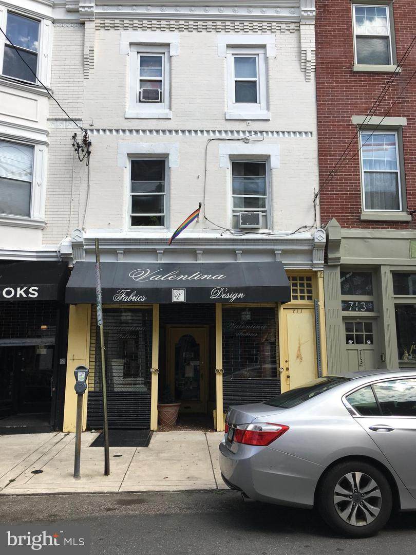 711 4TH Street - Photo 1