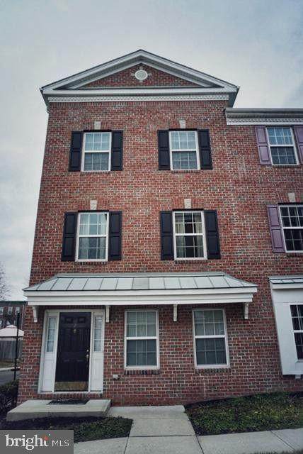 2 Lenox Lane - Photo 1