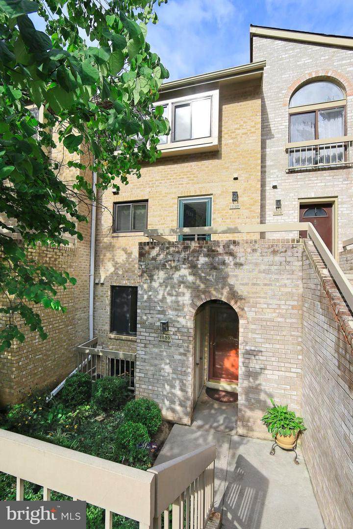 11120 Boathouse Court - Photo 1