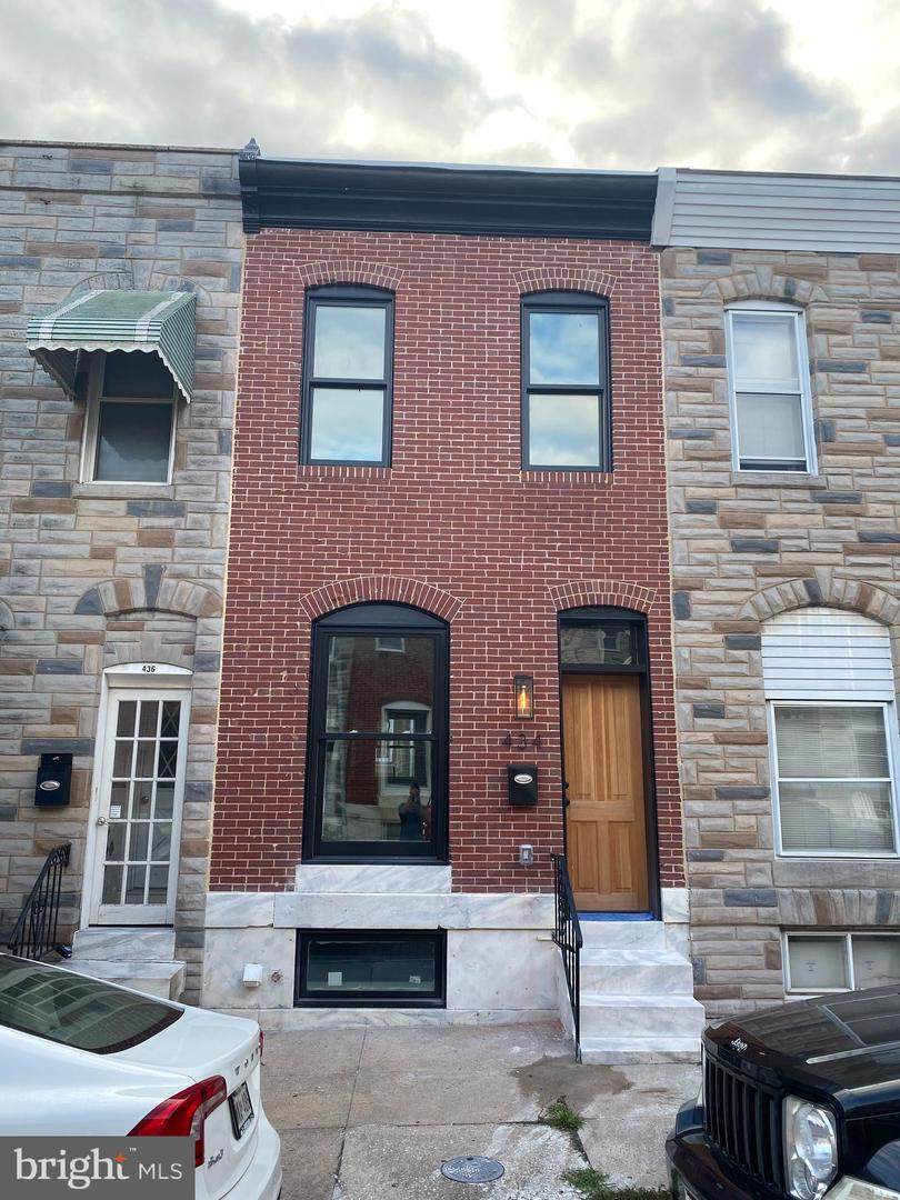 434 Robinson Street - Photo 1