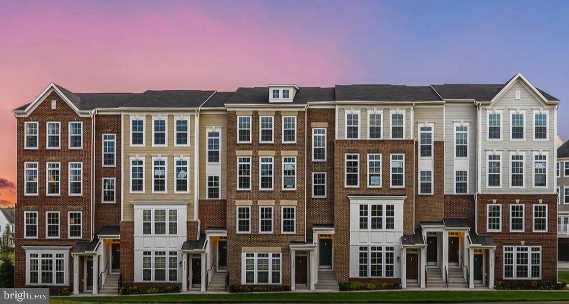 5942 Forum Square - Photo 1