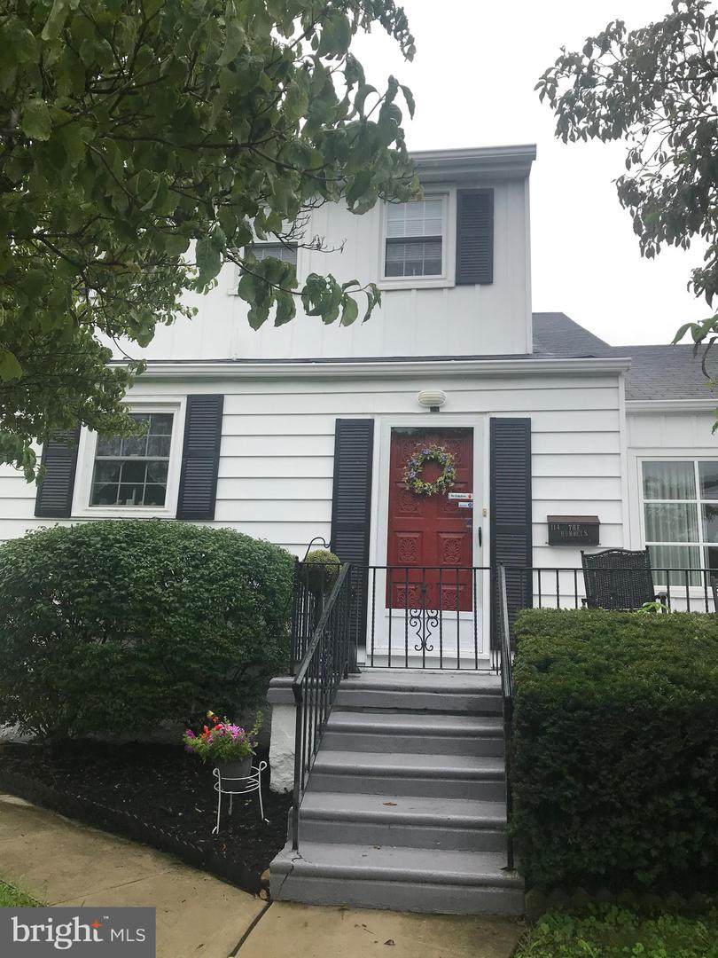 114 Grand Avenue - Photo 1