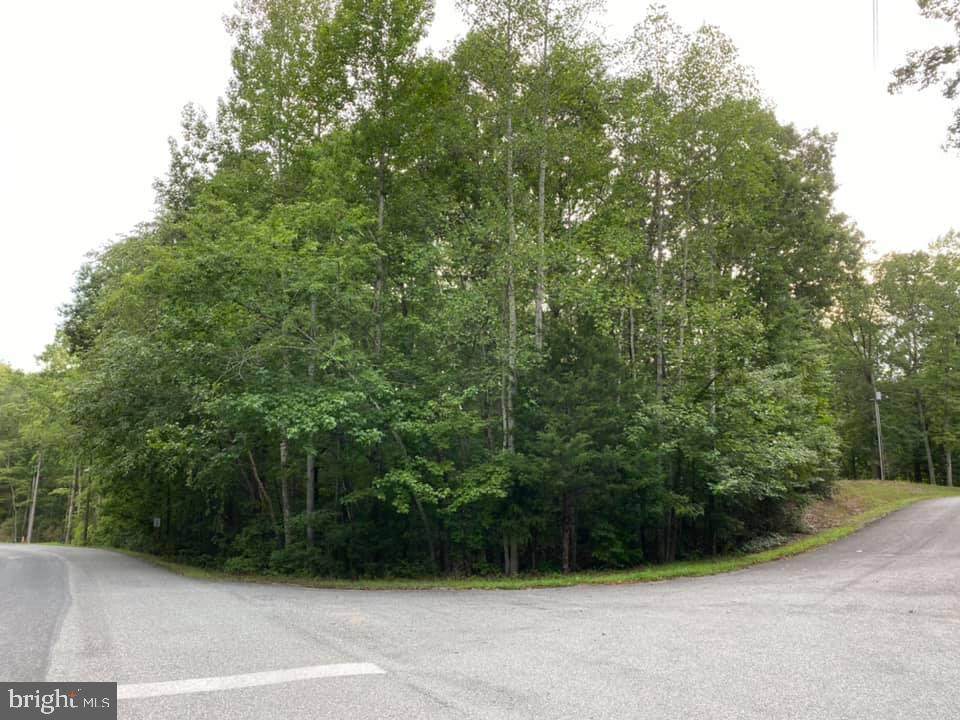 Laurel Dr. - Photo 1