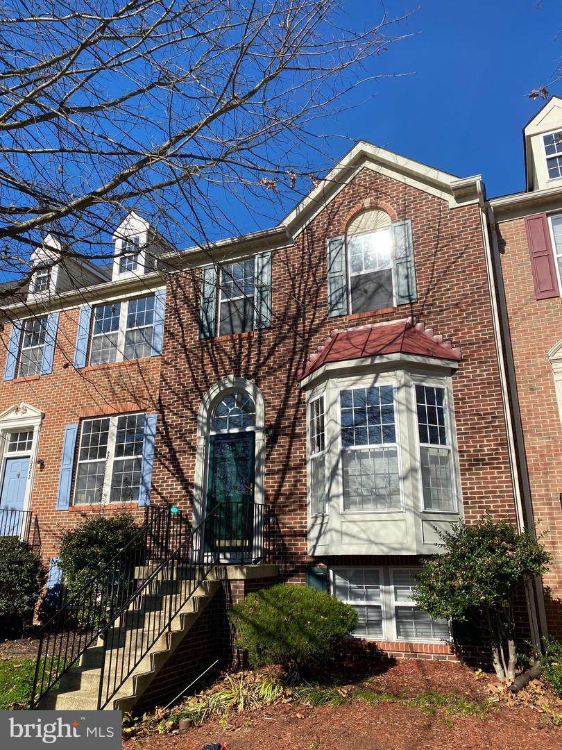 10004 Greenspire Way - Photo 1