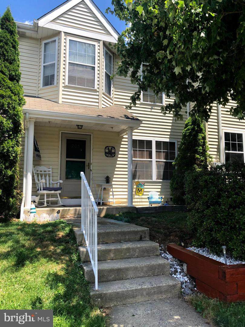205 Thia Court - Photo 1