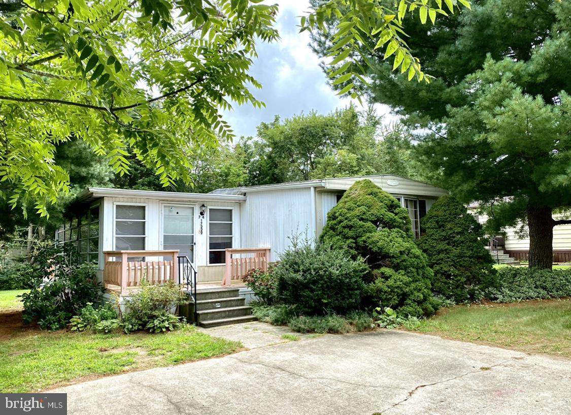 17229 Ridgeline Drive - Photo 1