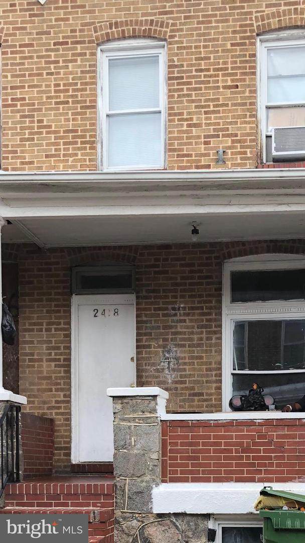 2418 Llewelyn Avenue - Photo 1