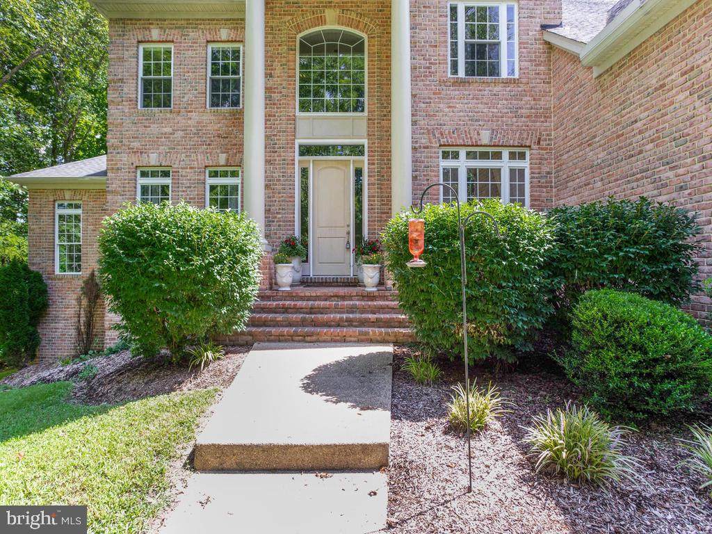810 Candor Place - Photo 1