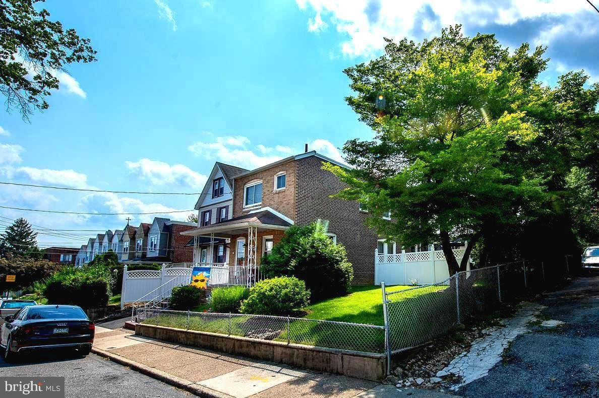 146-148 Saint Charles Street - Photo 1