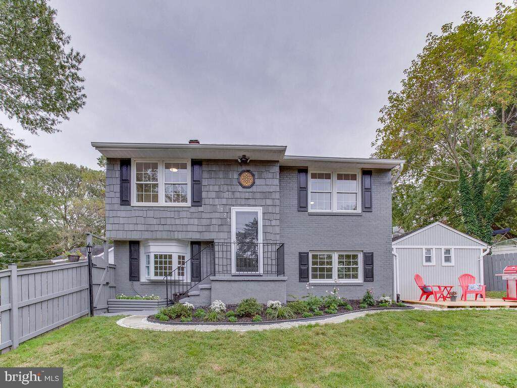 1728 Shore Drive - Photo 1