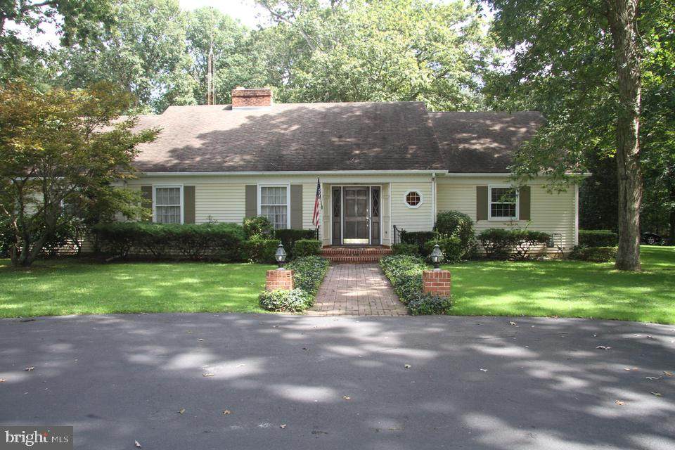 3065 East Avenue - Photo 1
