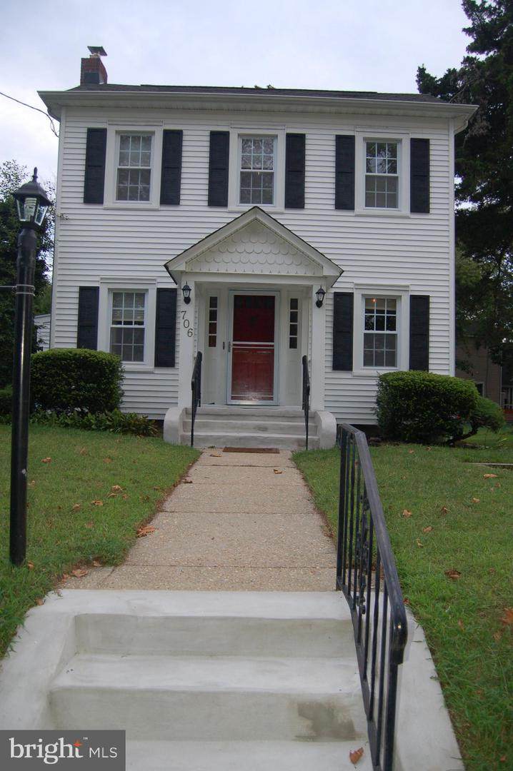 706 Atlantic Avenue - Photo 1