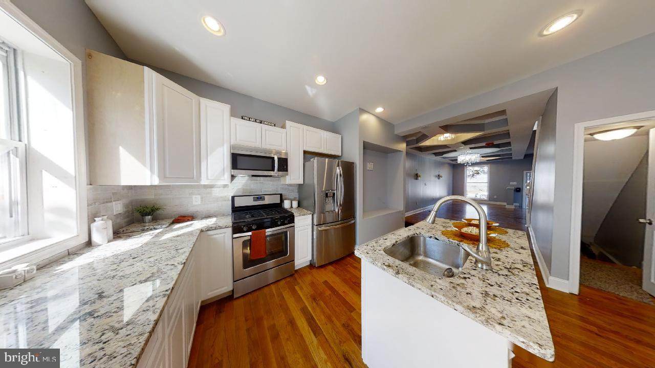 534 Payson Street - Photo 1