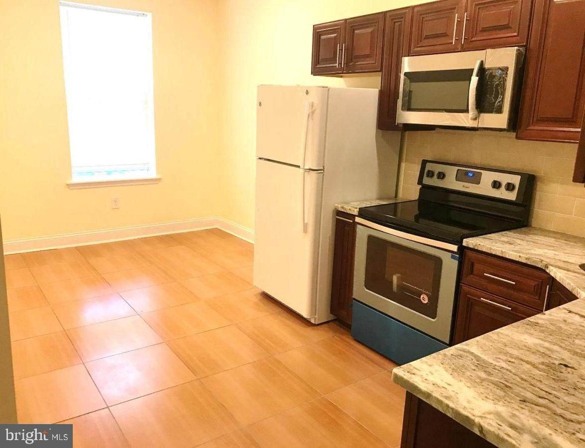 1427 Girard Avenue - Photo 1