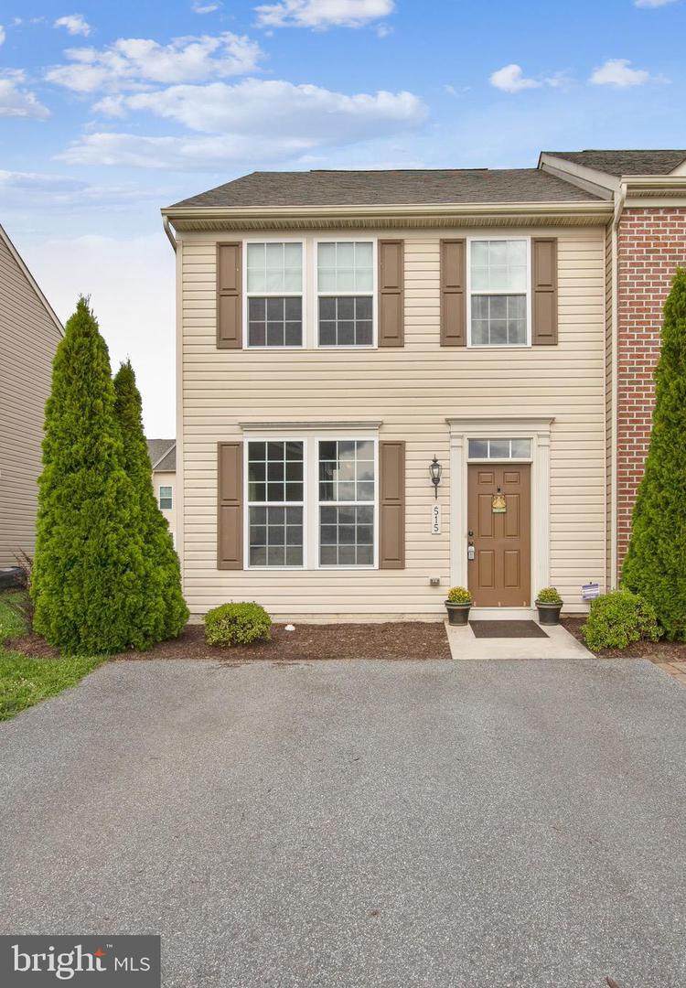 515 White Pine Drive - Photo 1