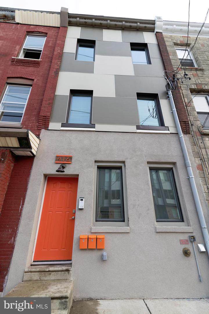 416 Berks Street - Photo 1