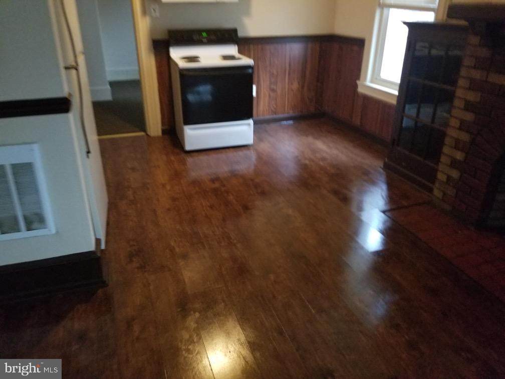 79 Evans Street - Photo 1