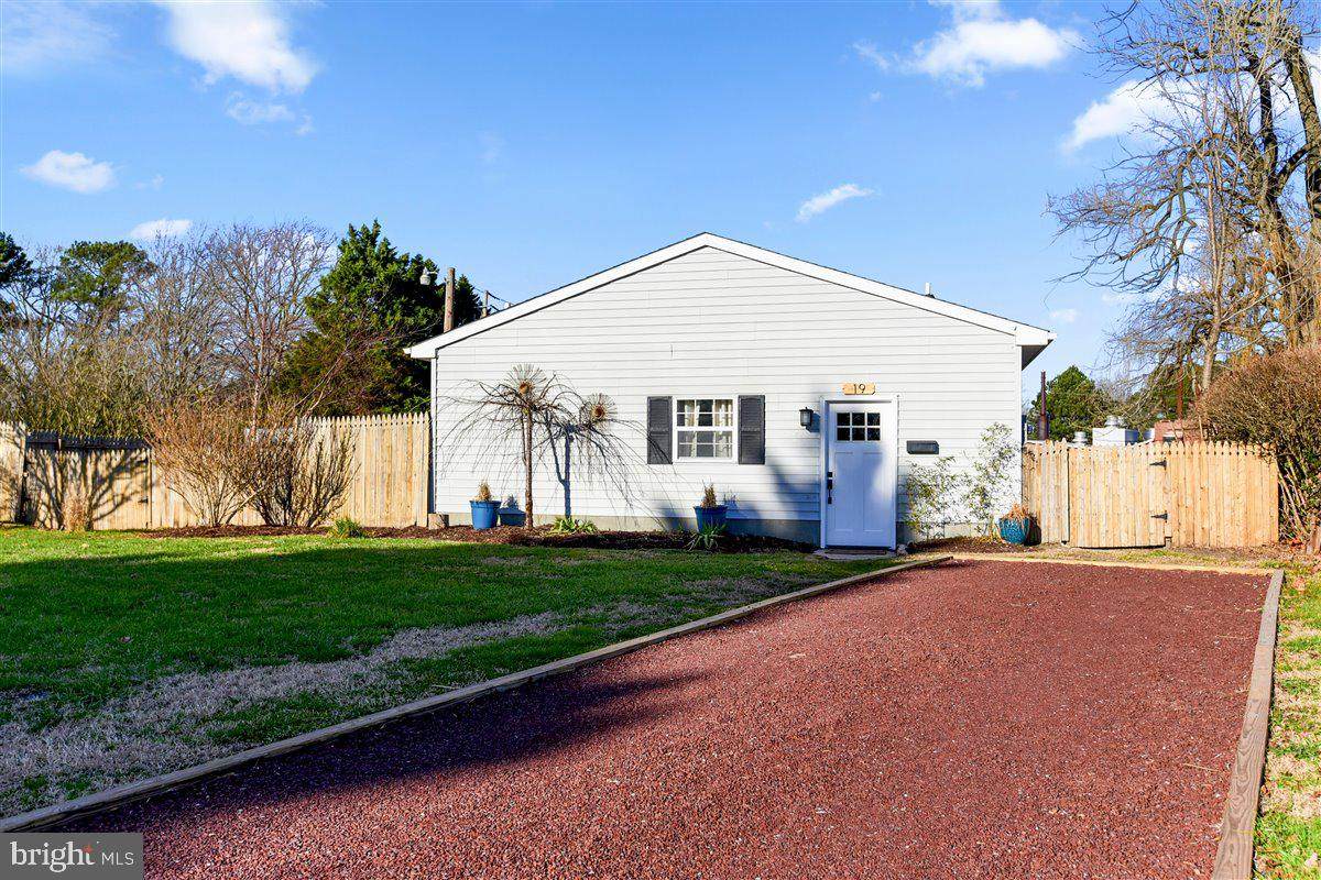 19 Powellton Avenue - Photo 1