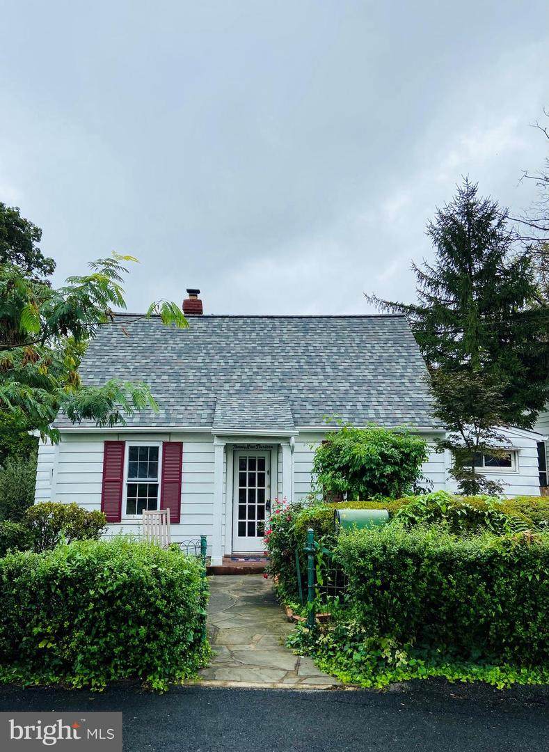 2913 24TH Street - Photo 1