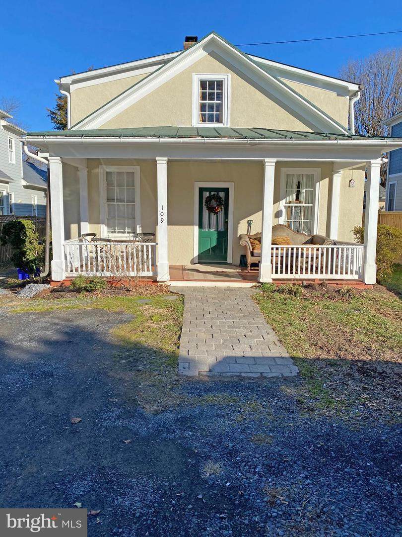 107 Walnut Street - Photo 1