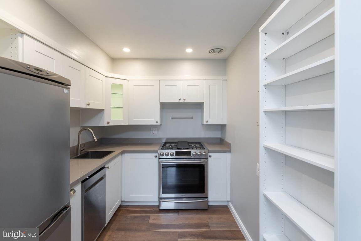 1502 George Mason Drive - Photo 1
