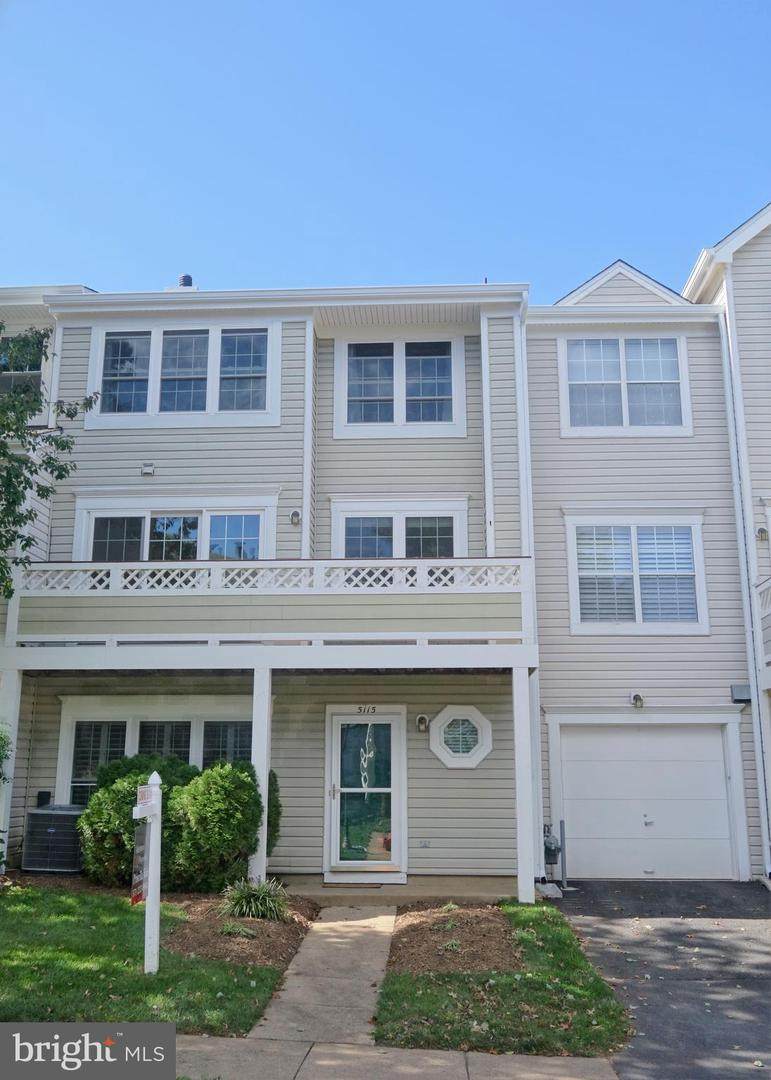 5115 Castle Harbor Way - Photo 1