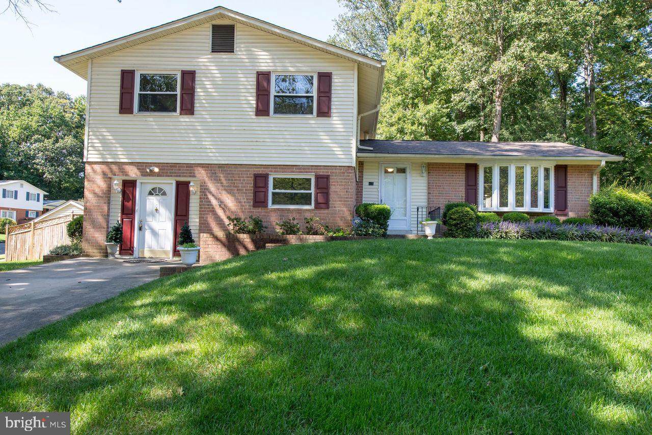 5120 Gainsborough Drive - Photo 1