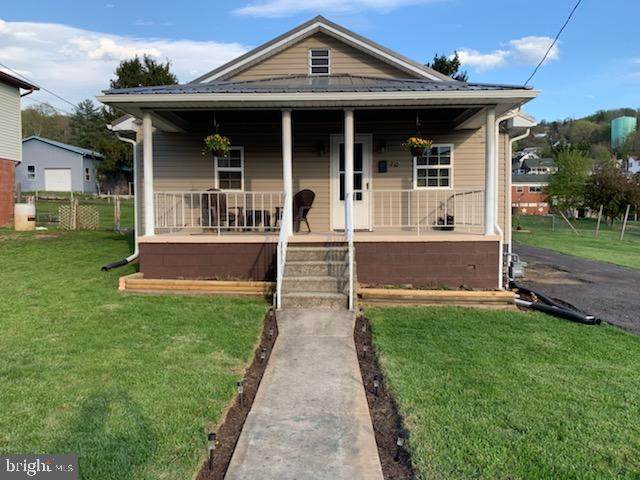 210 Green Street - Photo 1
