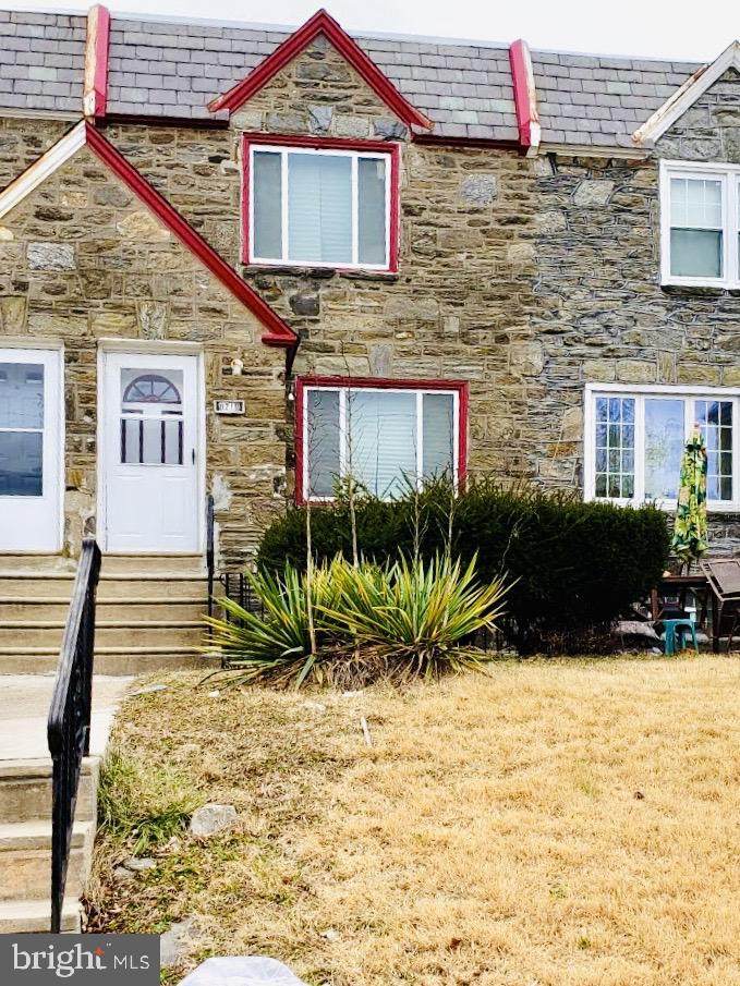8210 Forrest Avenue - Photo 1