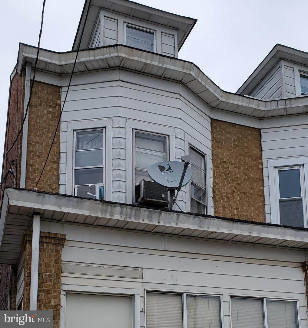 1622 Broad Street - Photo 1