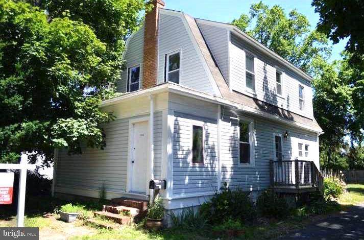 2310 Stuyvesant Avenue - Photo 1
