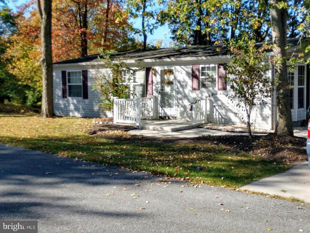 109 Frog Pond Hollow - Photo 1