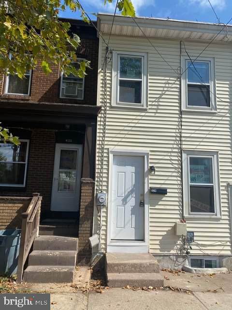 624 Washington Street - Photo 1
