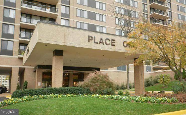 5500 Holmes Run Parkway - Photo 1