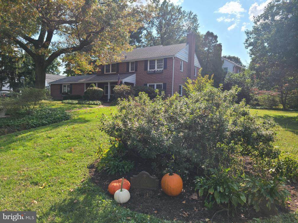 135 Golfview Road - Photo 1