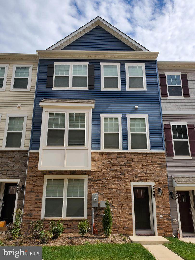 2048 Hinshaw Drive - Photo 1