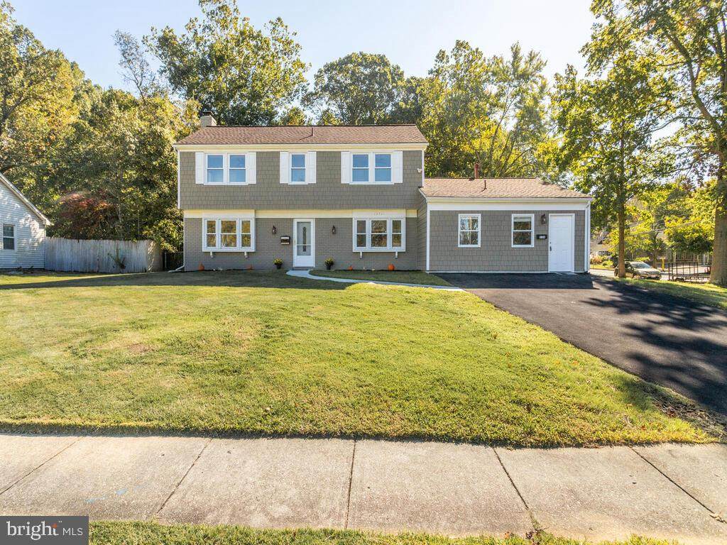 15701 Pointer Ridge Drive - Photo 1