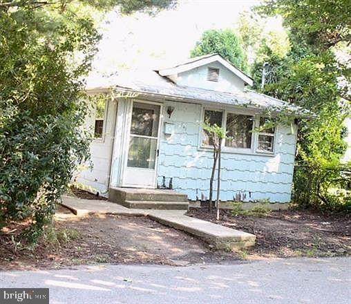 141 Mckinley Avenue - Photo 1