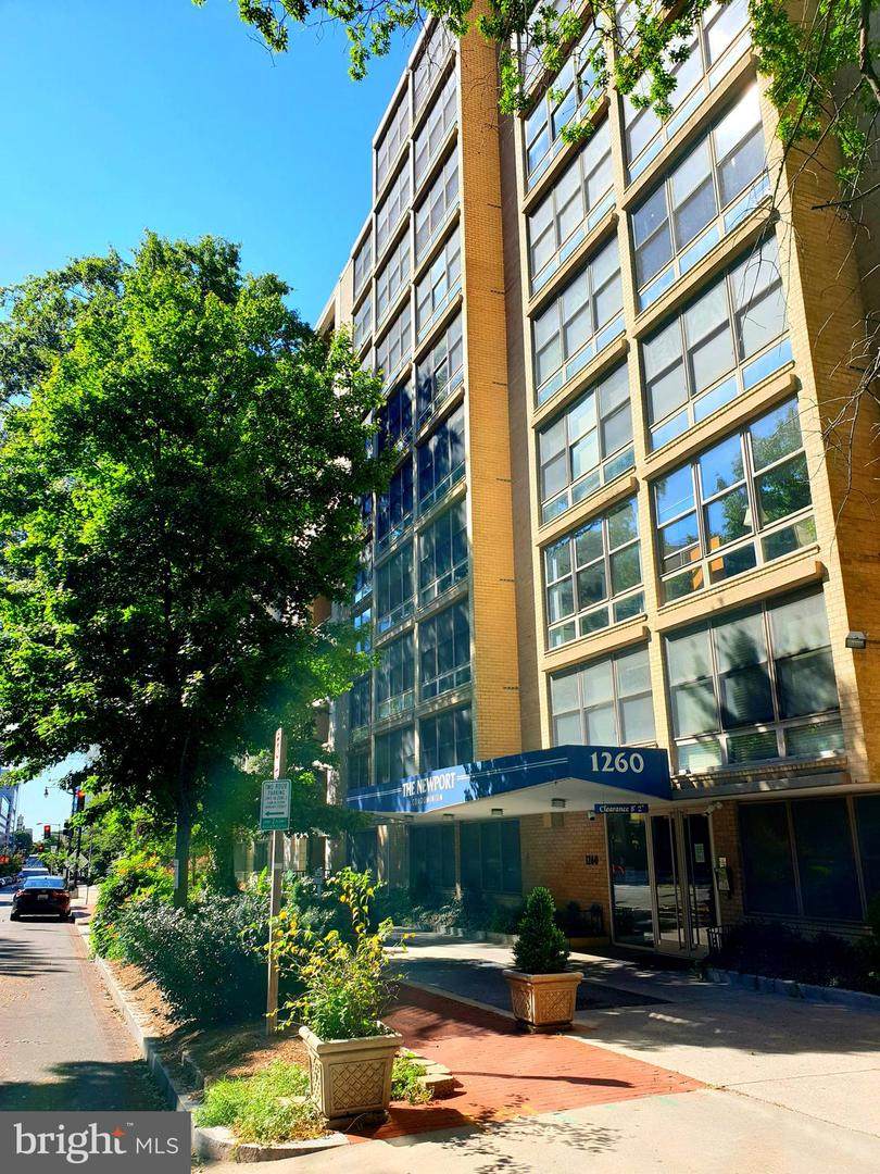 1260 21ST Street - Photo 1