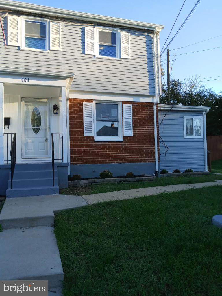 901 Comanche Drive - Photo 1