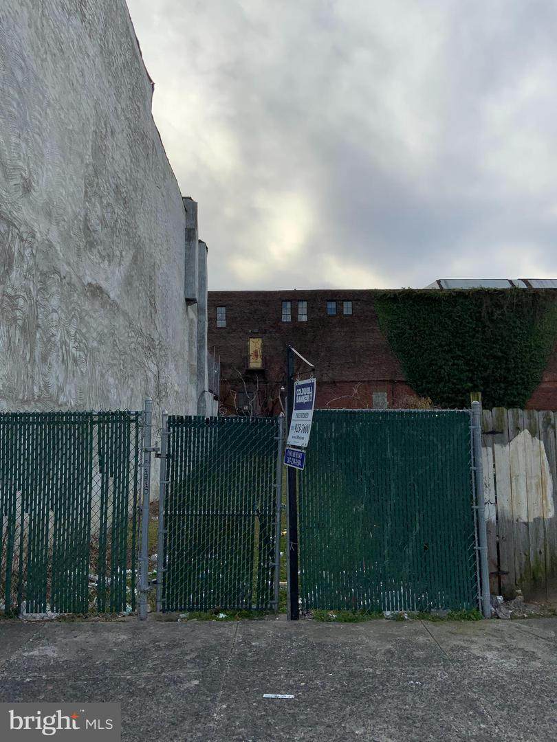 4006 Girard Avenue - Photo 1