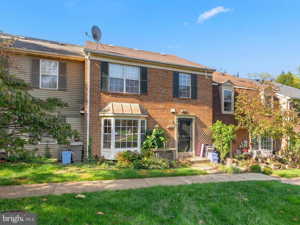 10129 Green Holly Terrace - Photo 1