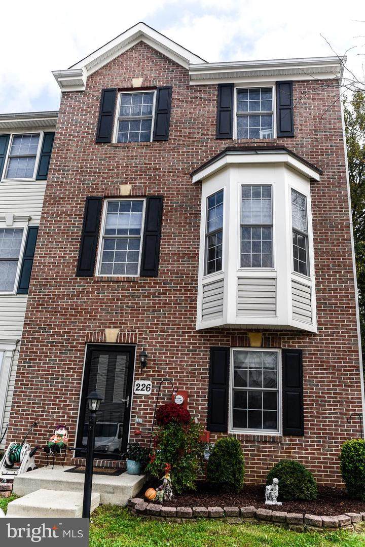 226 Tilden Way - Photo 1