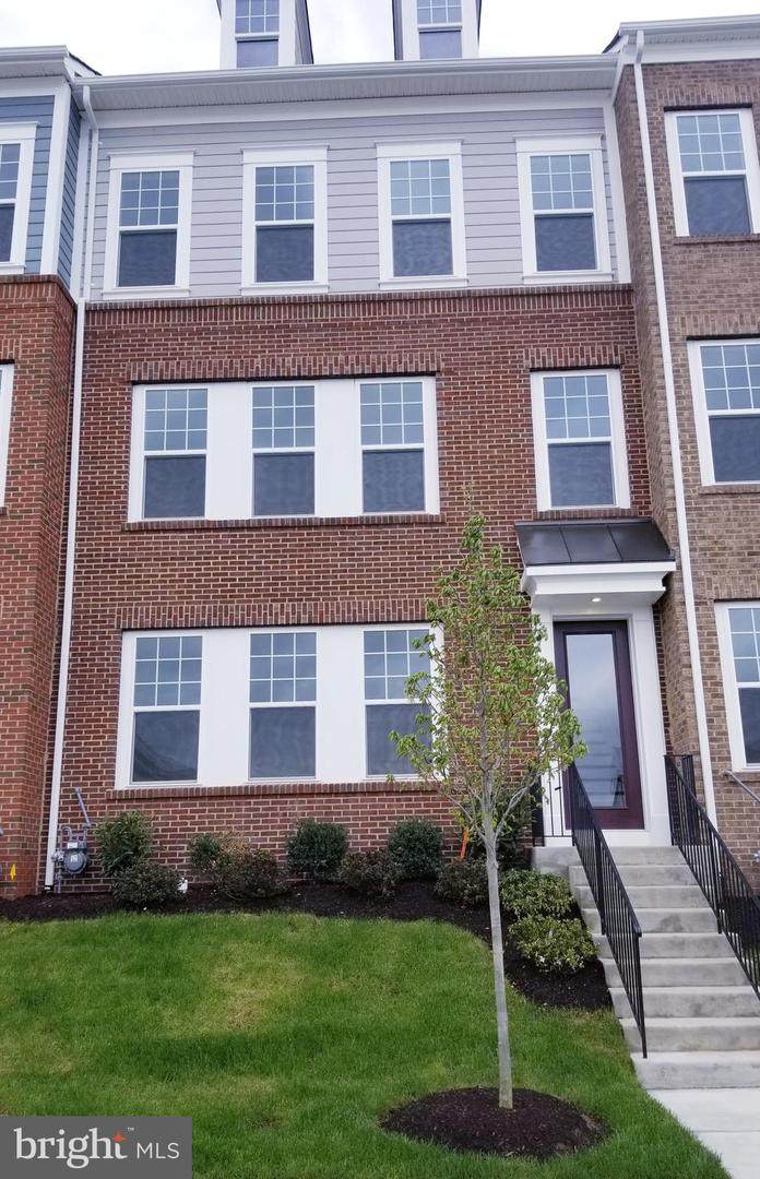 42964 Running Creek Square - Photo 1