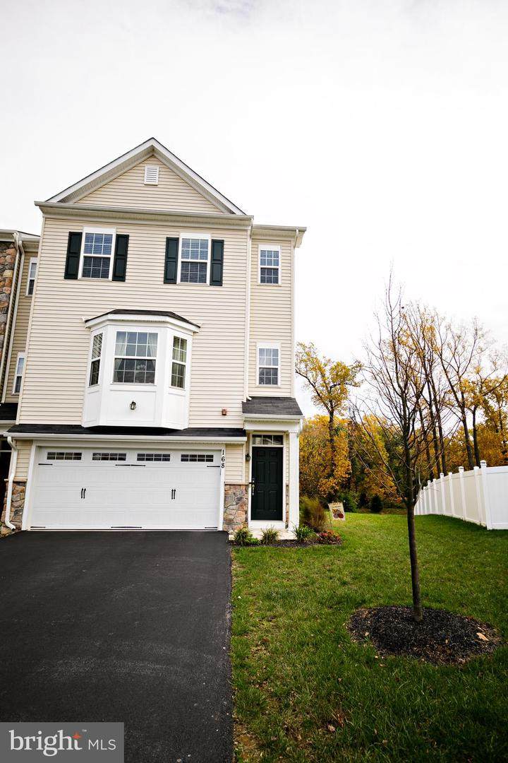 168 Graystone Drive - Photo 1