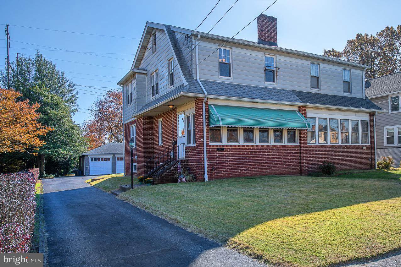 327 Woodland Avenue - Photo 1